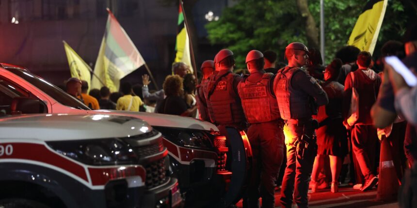 oito-em-cada-10-mortos-em-acoes-policiais-sao-negros,-mostra-relatorio