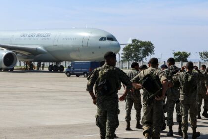 fab-envia-militares-e-18-toneladas-de-medicamentos-para-a-venezuela