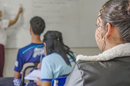 nascidos-em-maio-e-junho-recebem-parcela-do-pe-de-meia,-nesta-quarta