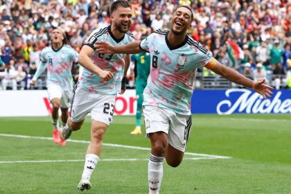 belgica-vira-contra-o-senegal-com-penalti-no-final-da-prorrogacao