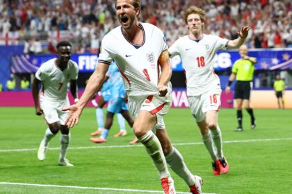 inglaterra-elimina-rd-congo-com-dois-gols-de-kane-e-avanca-as-oitavas