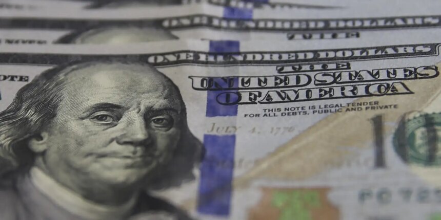 dolar-supera-r$-5,20,-e-bolsa-cai-com-expectativa-por-juros-nos-eua