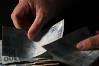 operacao-mao-dupla-investiga-fraude-em-contratos-do-der/df