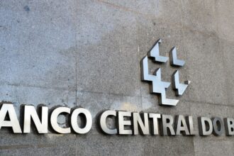 banco-central-e-receita-federal-sao-autorizados-a-realizar-concursos