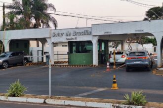 pf-nao-encontra-armas-apos-cumprir-busca-na-casa-de-bolsonaro