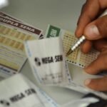 mega-sena-acumula-novamente-e-premio-principal-vai-para-r$-45-milhoes