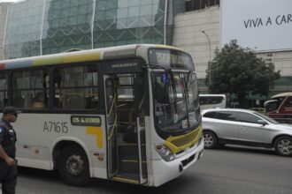 rodoviarios-do-rio-decidem-continuar-em-estado-de-greve-ate-amanha