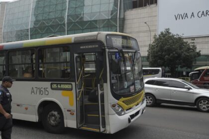 rodoviarios-do-rio-decidem-continuar-em-estado-de-greve-ate-amanha