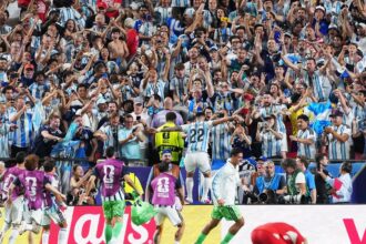 argentina-elimina-suica-e-enfrenta-inglaterra-na-semifinal