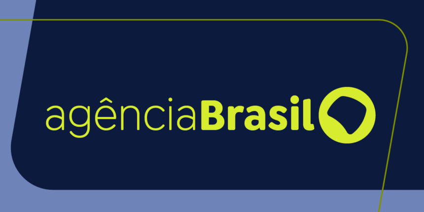 operacao-em-costa-barros,-no-rj,-tem-onibus-feitos-de-barricada