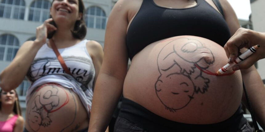 fatores-sociais-e-estruturais-empurram-mulheres-para-cesarianas