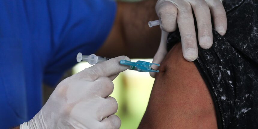 gripe:-anvisa-aprova-nova-vacina-com-73%-de-eficacia