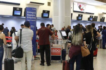 setor-de-servicos-cai-0,4%-em-maio-por-recuo-na-area-de-transportes