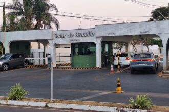 bolsonaro-pede-autorizacao-para-receber-milei-na-prisao-domiciliar