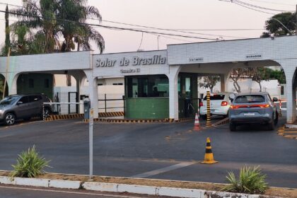 bolsonaro-pede-autorizacao-para-receber-milei-na-prisao-domiciliar