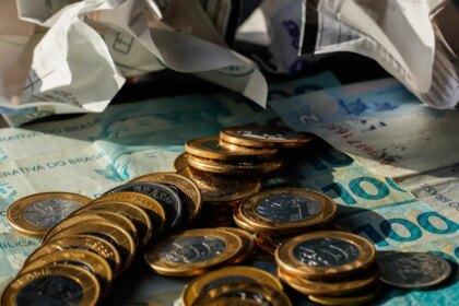 economia-cresce-0,7%-em-maio,-puxada-por-consumo-das-familias,-diz-fgv