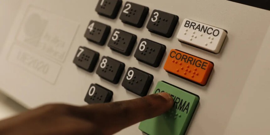 em-convencao-nacional,-pdt-oficializa-apoio-a-lula-nas-eleicoes