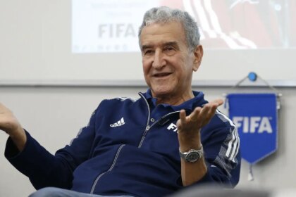 parreira-apresenta-melhora-e-pode-deixar-uti-ate-o-final-de-semana