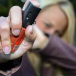 lei-que-permite-spray-de-pimenta-para-defesa-pessoal-entra-em-vigor