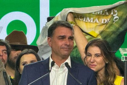 pl-oficializa-candidatura-de-flavio-bolsonaro-a-presidencia