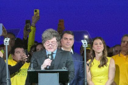 apos-ofensas-de-milei-a-lula,-itamaraty-chama-embaixador-para-consulta