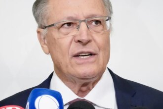 psb-oficializa-candidatura-de-alckmin-a-vice-presidencia-da-republica