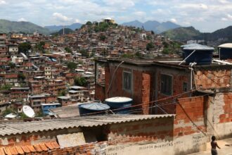 genero,-raca-e-origem-familiar-definem-mobilidade-social,-diz-estudo