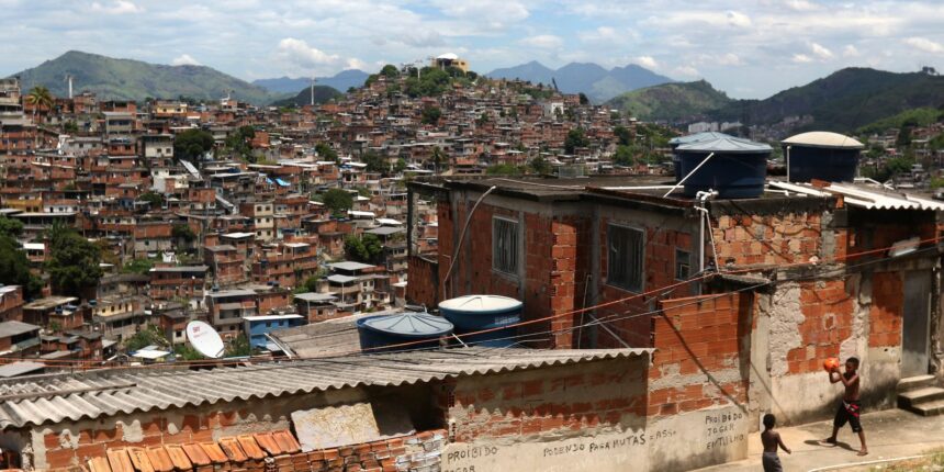 genero,-raca-e-origem-familiar-definem-mobilidade-social,-diz-estudo