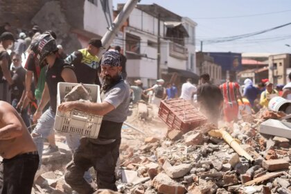forte-terremoto-deixa-pelo-menos-20-mortos-na-colombia