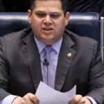governo-pede-a-alcolumbre-que-instale-comissao-sobre-mp-das-blusinhas