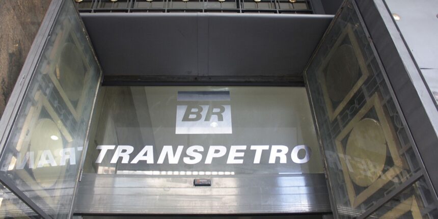 transpetro-abre-concurso-publico-com-salario-inicial-de-ate-r$-15-mil