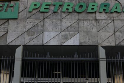 petrobras-anuncia-descoberta-de-petroleo-na-foz-do-amazonas