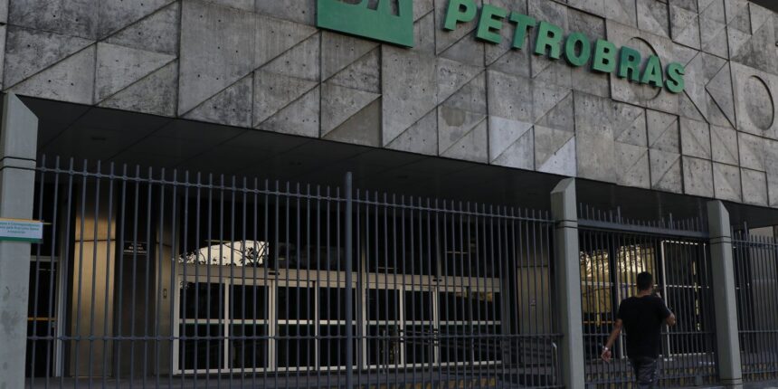 petrobras-negocia-exploracao-em-gana-para-ampliar-presenca-na-africa