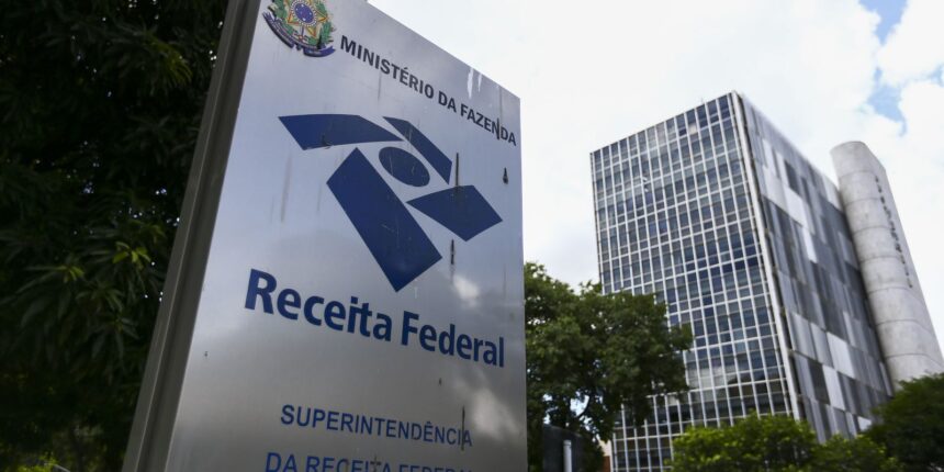 receita-arrecada-r$-3,1-bilhoes-com-ir-sobre-dividendos