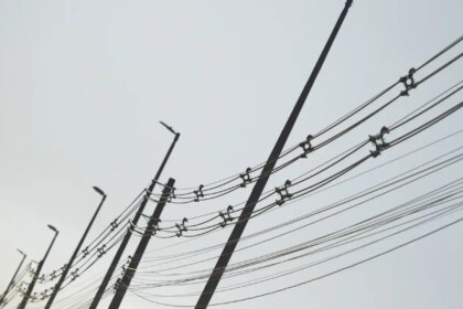 operacao-em-ferros-velhos-quer-reduzir-furto-de-fios-de-cobre-no-rio