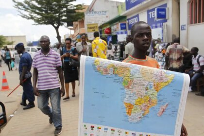 novo-mapa-mundi-corrige-tamanho-da-africa,-america-do-sul-e-asia