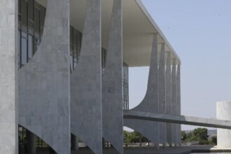 isencao-da-taxa-das-blusinhas-em-compras-ate-us$-50-e-sancionada