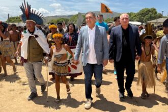 justica-eleitoral-se-aproxima-de-indigenas-na-raposa-serra-do-sol