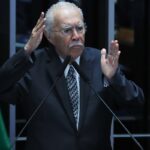 ex-presidente-jose-sarney-e-internado-com-quadro-de-pneumonia