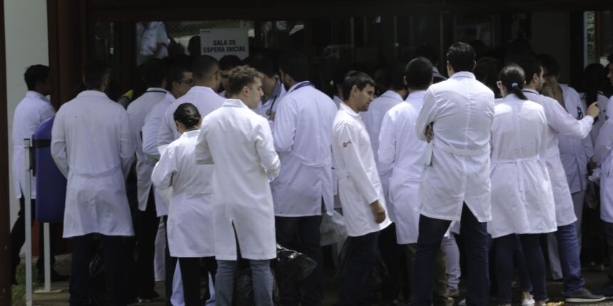 prazo-para-recursos-do-enamed-2026e-revalida-2026/2-vai-ate-quinta
