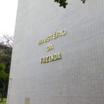 governo-reduz-projecao-do-pib-para-2%-em-2026-e-2,3%-em-2027