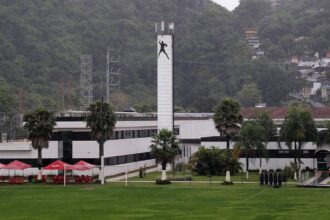 santos-regulariza-ocupacao-do-centro-de-treinamento-rei-pele