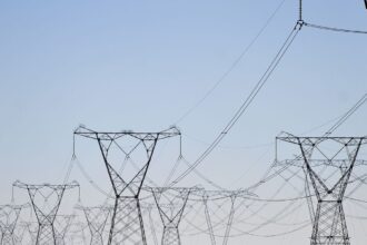 distribuidoras-se-preparam-para-garantir-energia-no-dia-da-eleicao