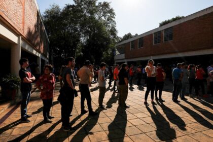 paraguai-vai-as-urnas-para-eleicoes-municipais-neste-domingo