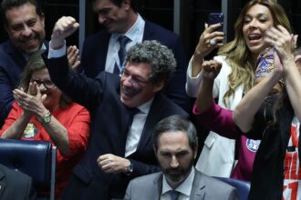 senado-aprova-fim-da-escala-6×1-e-reducao-da-jornada-de-trabalho