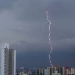 sao-paulo-tera-mais-chuvas-fortes-no-fim-da-tarde-desta-quinta-(15)