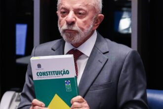lula-faz-campanha-em-mg-e-celebra-fim-da-jornada-6×1