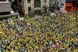 campanha-de-flavio-bolsonaro-realiza-manifestacao-na-paulista