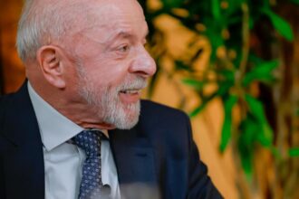 lula-diz-que-vai-entregar-amanha-ao-tse-pedido-de-abertura-de-sigilo