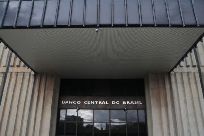 tcu-aprova-contas-do-bc-de-2025-apos-desvincular-processo-do-master